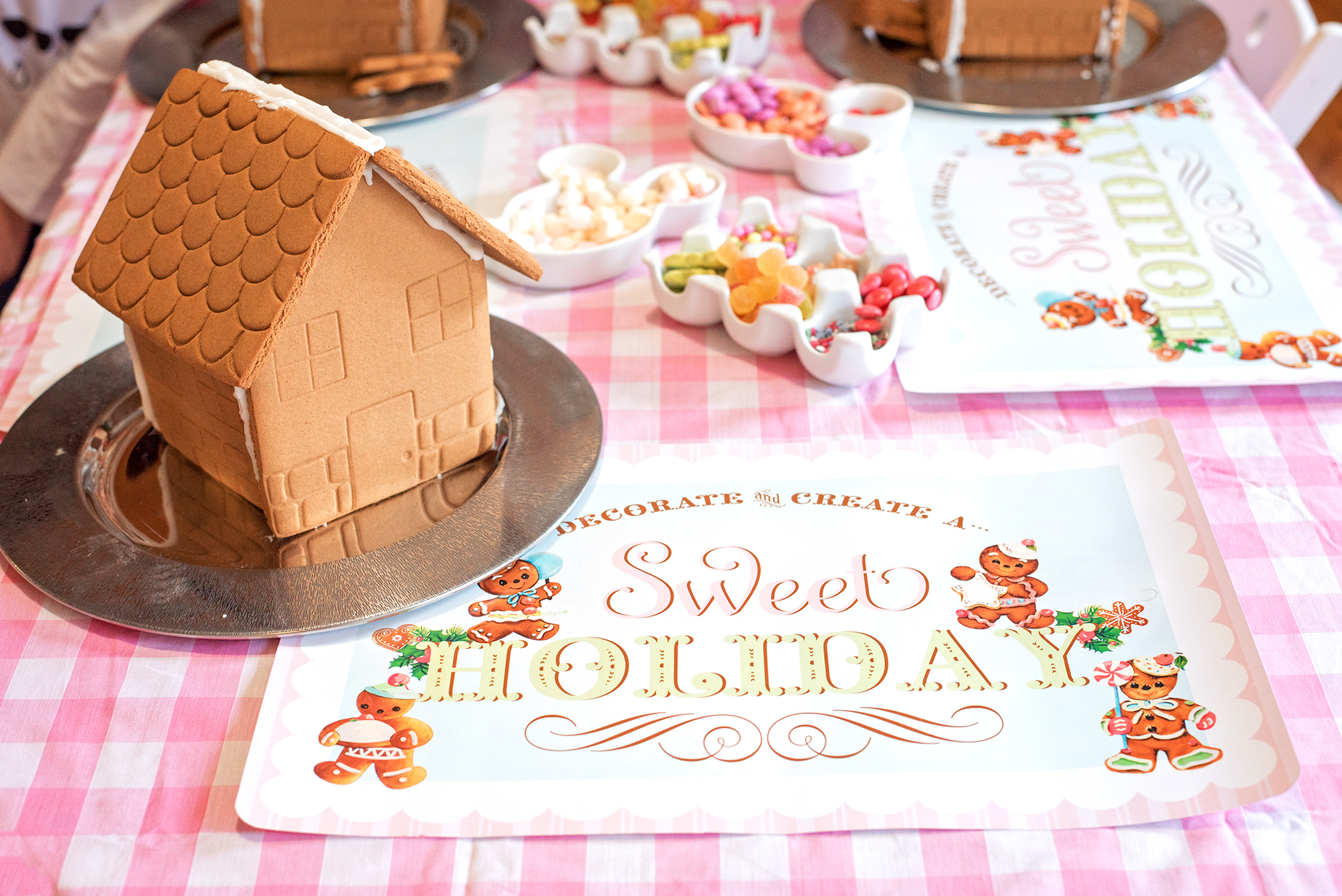 Gingerbread Ralphs Disney’s Wreck-It Ralph Gingerbread Party – Keep Up With The Jones Family
