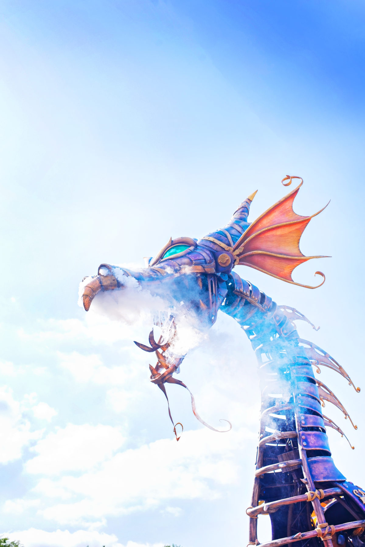 dragon in smoke disneyland paris castle parade