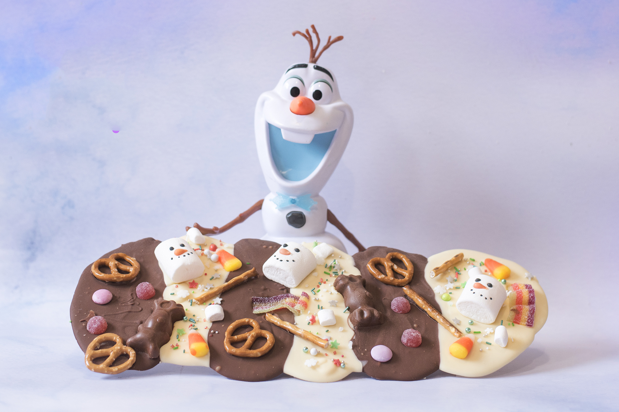 OLAF AND SVEN’S FROZEN CHOCOLATE PUDDLE